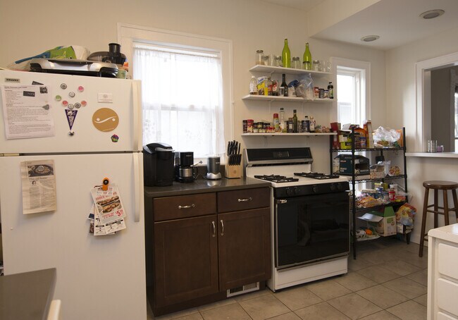 Foto del edificio - 1024 Foster St