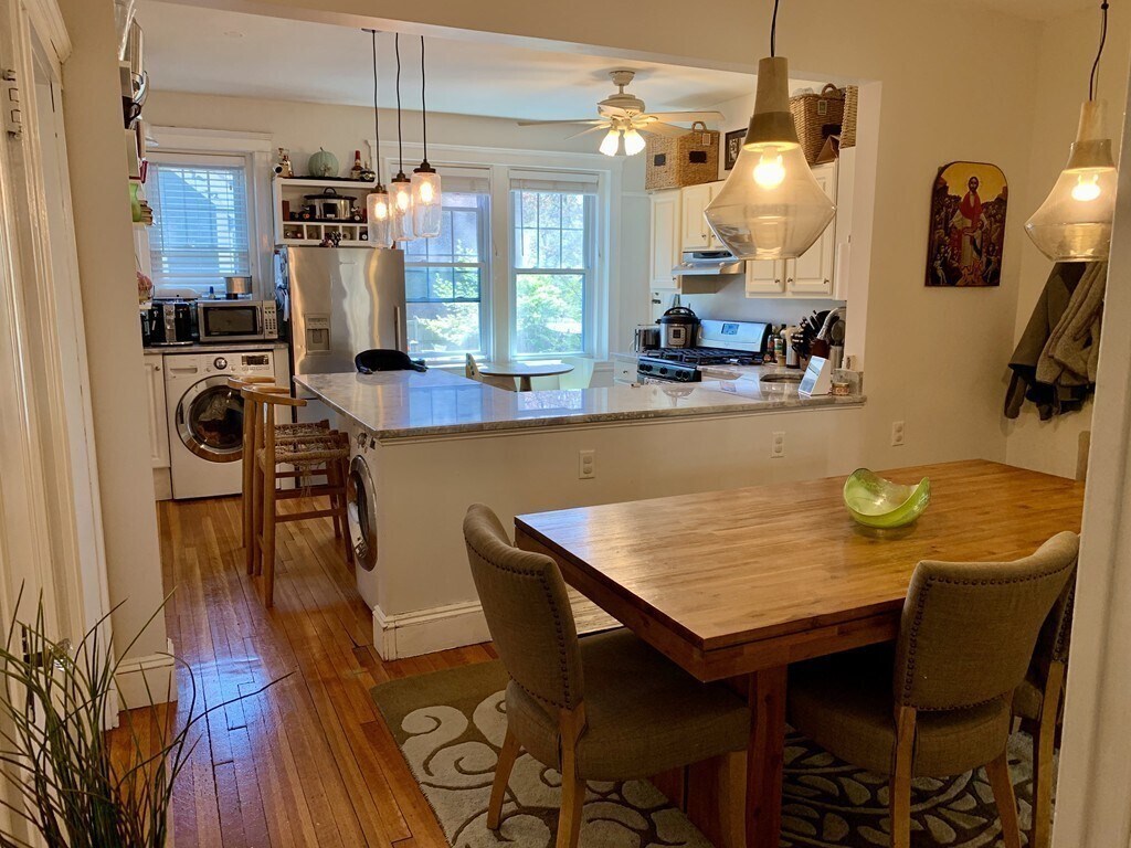 Foto principal - 453 Washington St