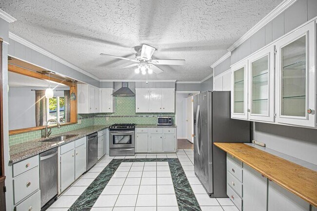 Foto del edificio - 7 Inverness St E