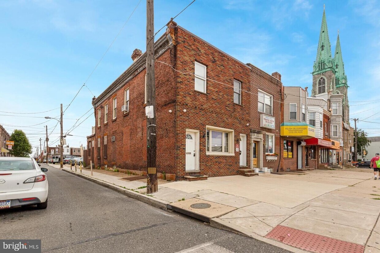 2619 E Allegheny Ave, Philadelphia, PA 19134 Room for Rent in