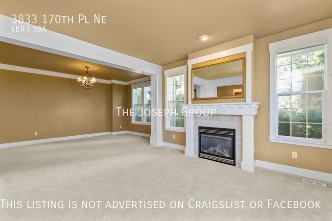 Foto del edificio - Sun-filled 4 bed/2.5 bath in Bellevue!