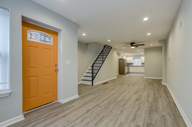 Foto del edificio - 4021 Howland St