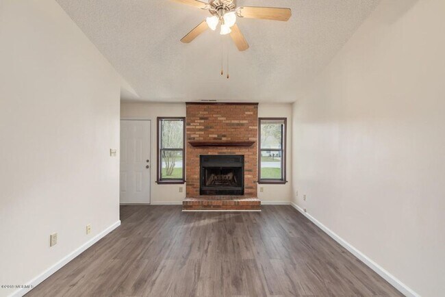 Foto del edificio - 2 Bedroom, 2 Bathroom Home