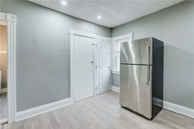 Foto del edificio - 311 Linden St