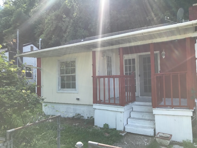 Foto del edificio - 411 S Ruffner Rd