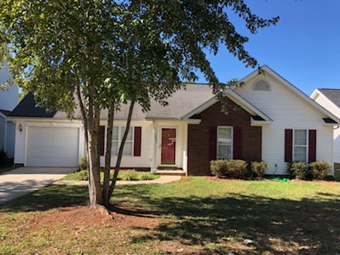 Foto principal - Beautifully Renovated 3-Bedroom Ranch Home