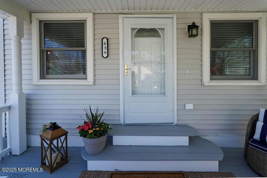 Foto principal - 639 Redmond Ave