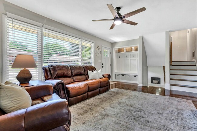 Foto del edificio - 1434 Narcissus St