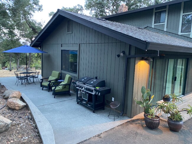 Foto del edificio - 11600 Quail Rd