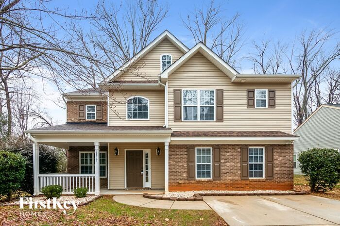 Foto principal - 1817 Elizabeth Oaks Ave