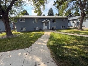 Building Photo - 213 19th St SE