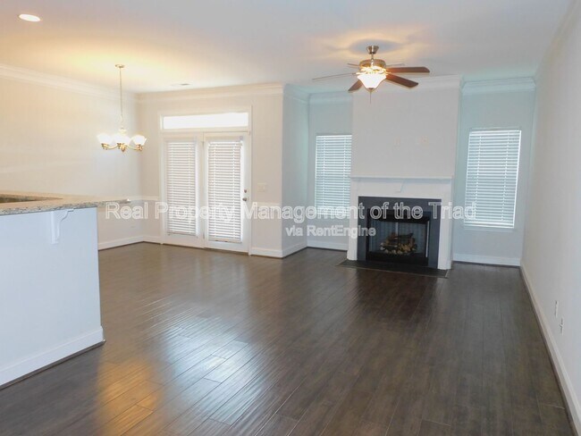 Foto del edificio - 3521 Timbergate Ln