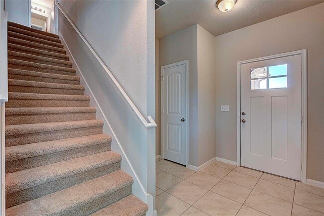 Building Photo - 10404 Hatton Ln