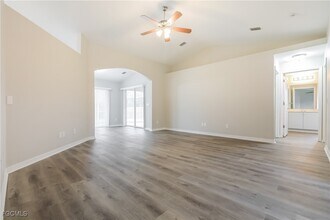 Building Photo - 2938 Parrot St