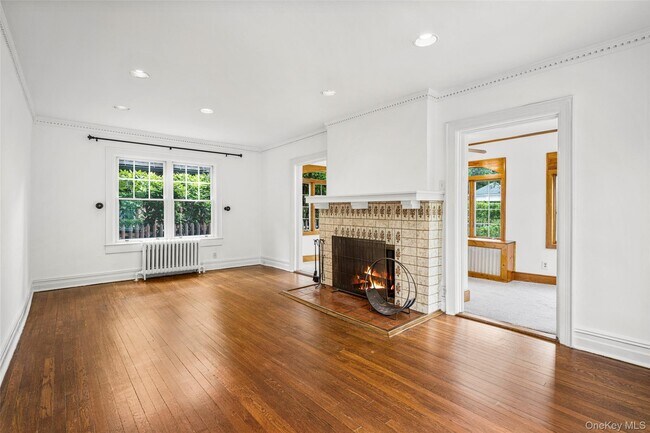 Foto del edificio - 21 Forest Park Ave