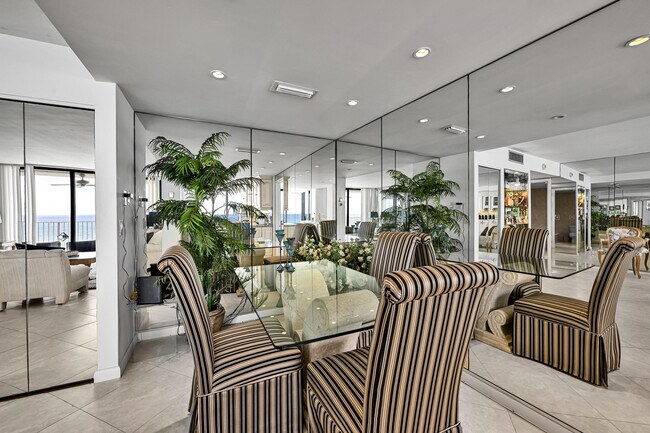 Foto del edificio - 3590 S Ocean Blvd