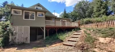 Building Photo - 588 NW Scenic Dr