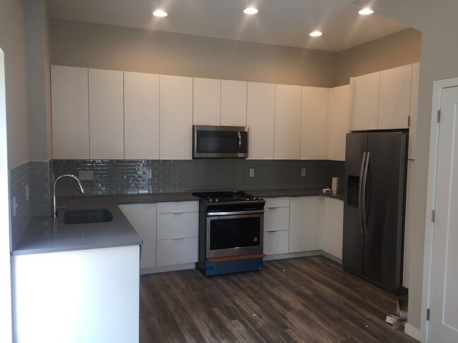 Interior Photo - 1531-1537 Vrain St