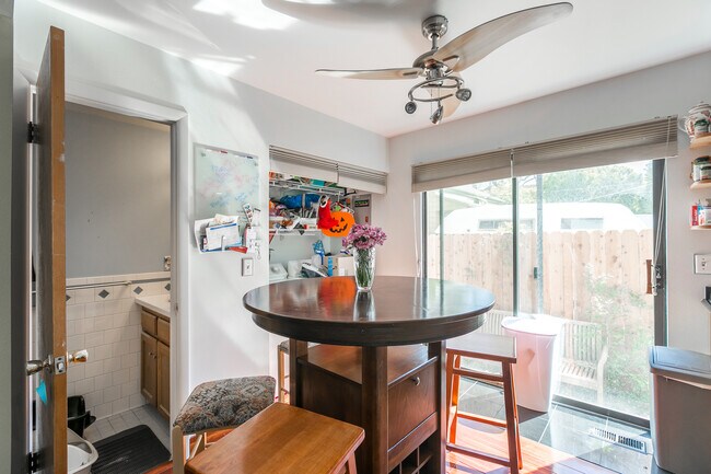 Dining/Patio/Laundry/Half Bath - 1166 E Garfield Ave