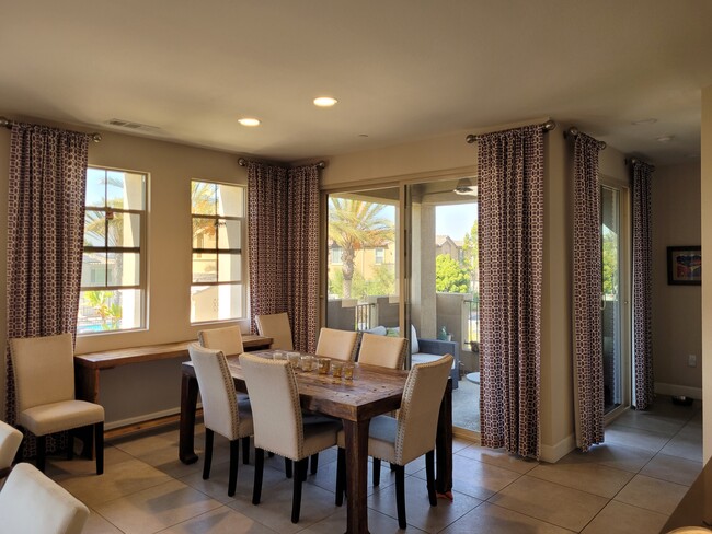 Building Photo - 1255 Via Lucero