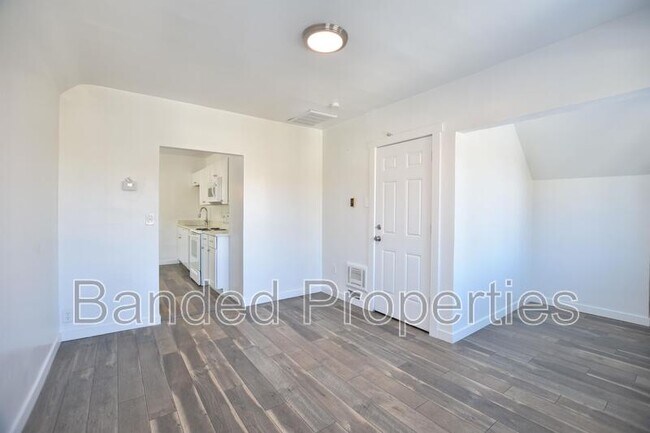 Foto del edificio - 627 23rd St