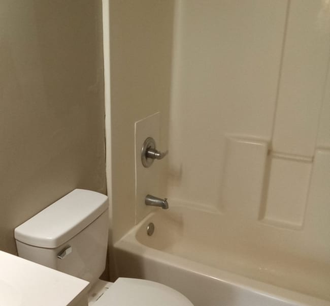 Photo - 3BR/2Ba- LEASING SPECIAL - MOVE IN BY 1/1/2026 AND RECEIVE 2ND MONTH OF RENT FREE. House