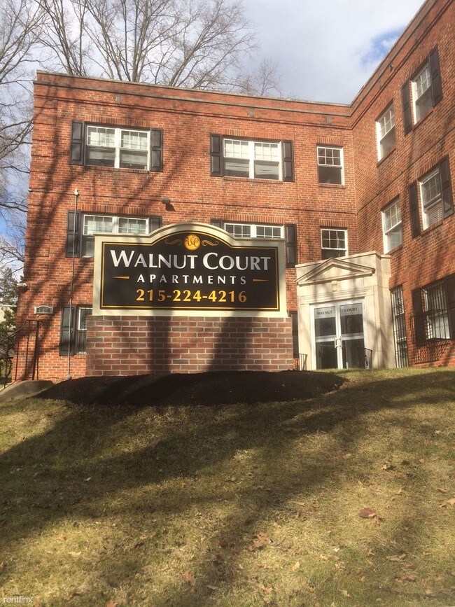Building Photo - 689 W Walnut Ln