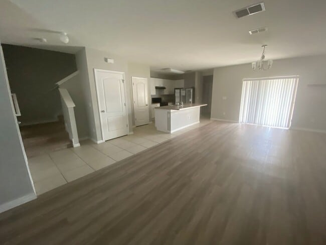 Foto del edificio - 3 Bedroom 2.5 Bath Townhouse in Turtle Cre...