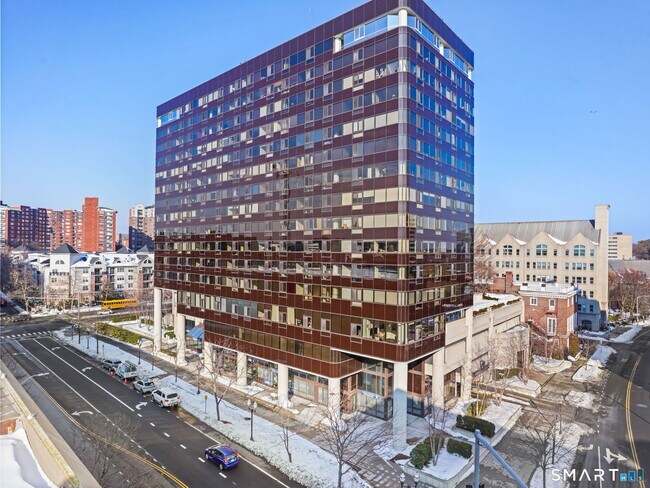 Foto del edificio - 127 Greyrock Pl