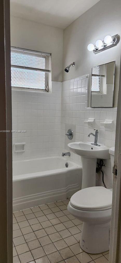 Foto del edificio - 345 NE 80th Terrace