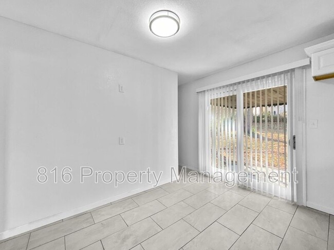 Building Photo - 16007 East 35th St S