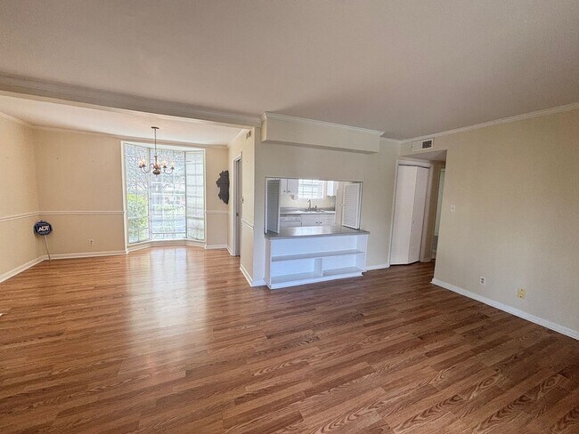 Foto del edificio - 2 bedroom 2 bath Condo at Carriage Hill