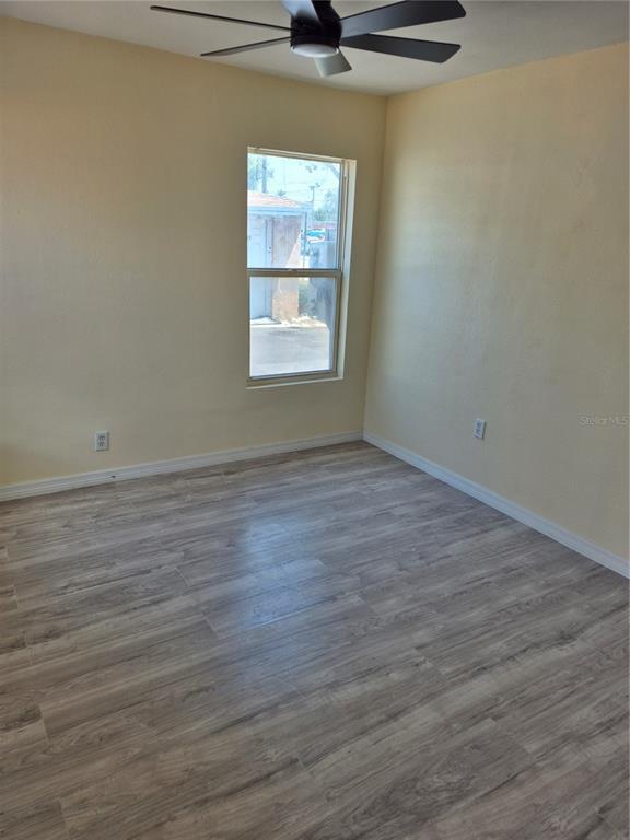 Foto del edificio - 5680 28th St N