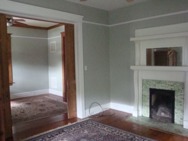 Building Photo - 1113 E Jefferson St
