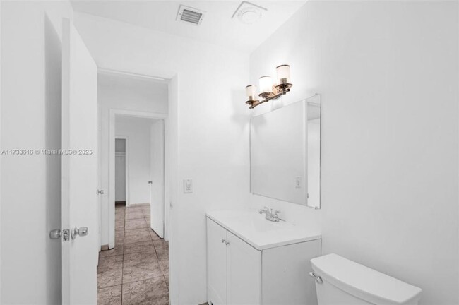 Foto del edificio - 3 bedroom in North Miami FL 33160