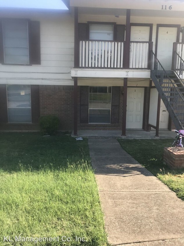 Primary Photo - 116 Pebble Creek Dr