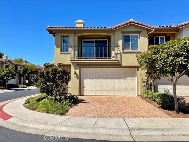 Building Photo - 1351 Isabella Way