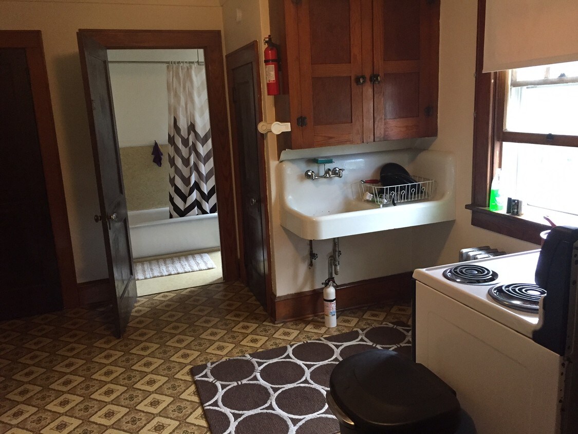 Foto principal - 600 E Catawissa St