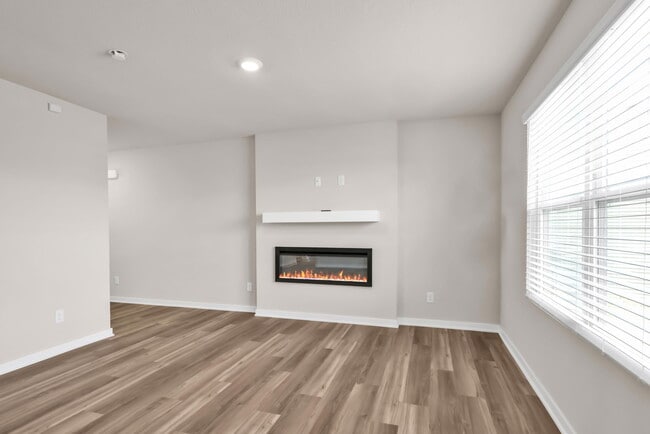 Building Photo - 8903 N 167th St