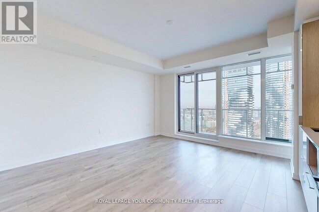 Photo du bâtiment - 28 Freeland St