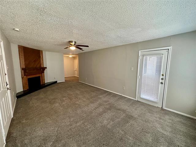 Foto del edificio - 9696 Walnut St