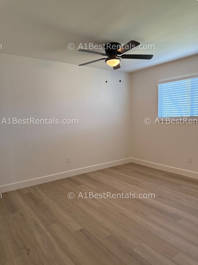 Foto del edificio - 3808 Sierra St
