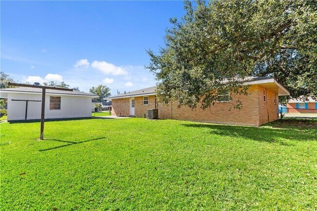 Building Photo - 542 Marino Dr