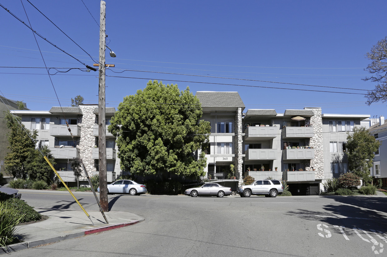 Primary Photo - 360 Monte Vista Ave