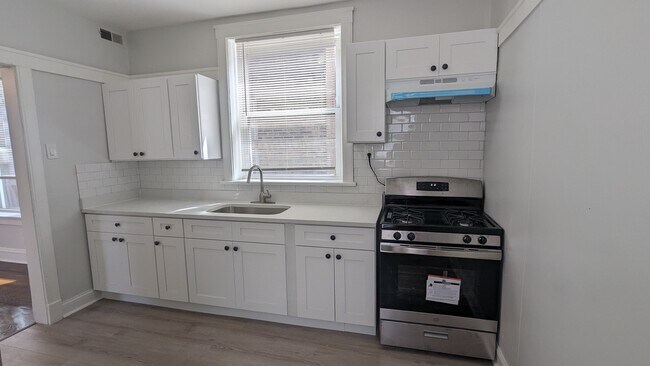 Foto del edificio - 603 E 60th St
