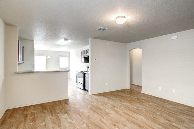 Foto del edificio - Ashley Heights - 8914 Scarlet Pl, San Anto...