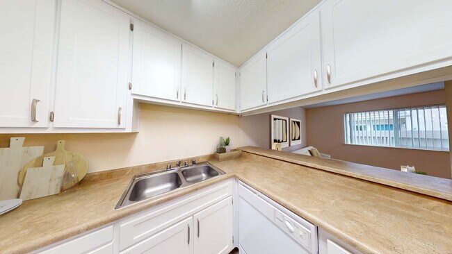 Foto del edificio - Fountain Circle Townhomes