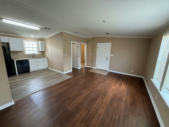 Foto del edificio - 6305 Colonial Dr
