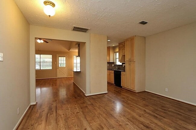 Building Photo - 12623 Westella Dr