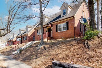 Building Photo - 906 Clarendon St